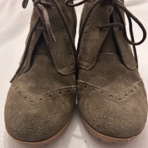 Mia Leather Wedge Ankle Booties Raphaella Women's Size 8.5 Lace Up Brown GG379 - Picture 3 of 8